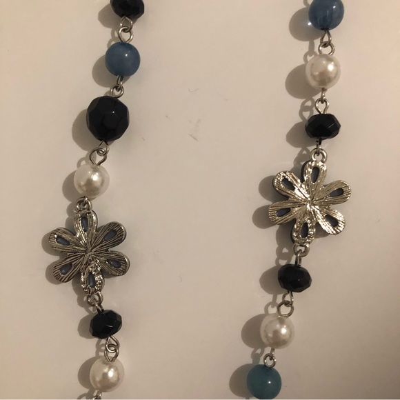3/$20 Northern Reflections Long Necklace NWT - Picture 9 of 10